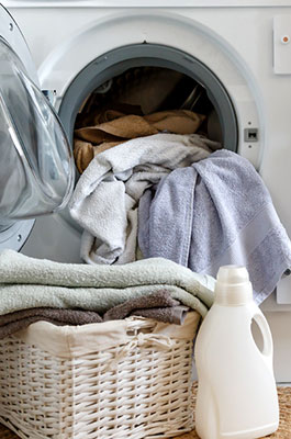 Liquid Detergent with Pristine&reg;